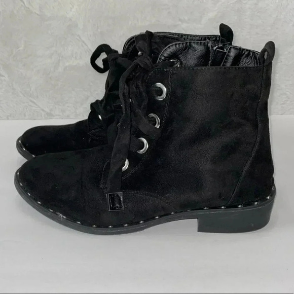 New Edition 7.5 black laced ankle boots - Picture 8 of 8